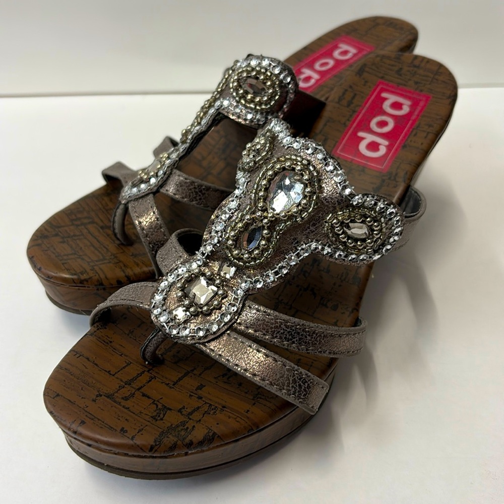 NIB “Jetson” rhinestone sparkle embellished wedge heel sandals ‎ (8 M)
